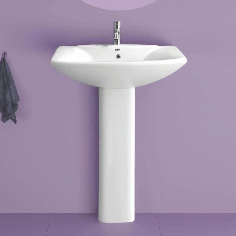 Wash Basin Pedestal
Classic basin with full pedestal for stability and concealed plumbing. A timeless solution for residential bathrooms.