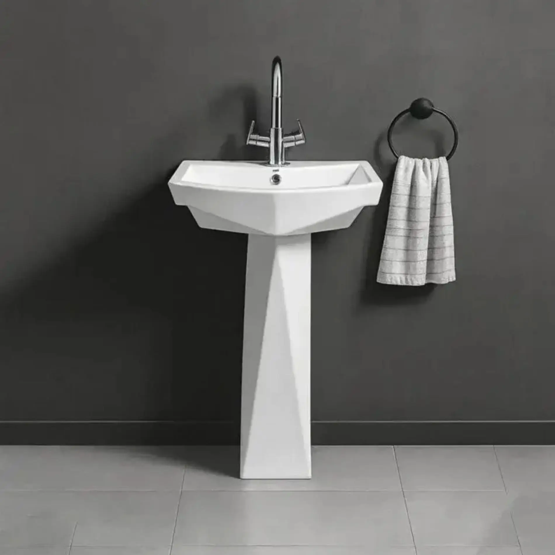 Wash Basin Pedestal
Classic basin with full pedestal for stability and concealed plumbing. A timeless solution for residential bathrooms.